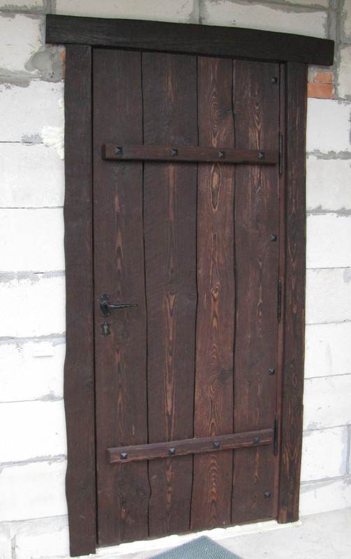 ibnhouse_door